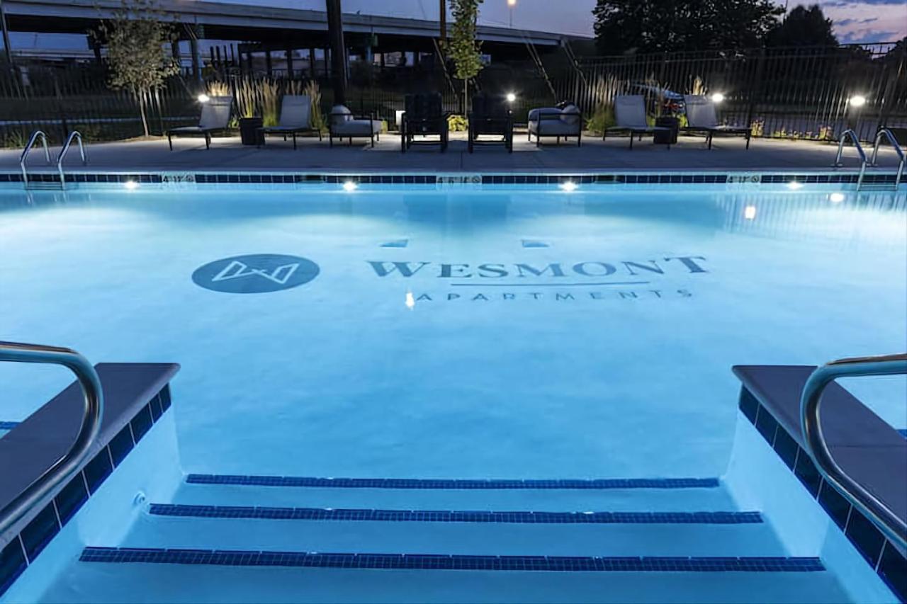 Modern Dwntwn 1 Bdrm Apt Pool Gym Free Parking 인디애나폴리스 외부 사진